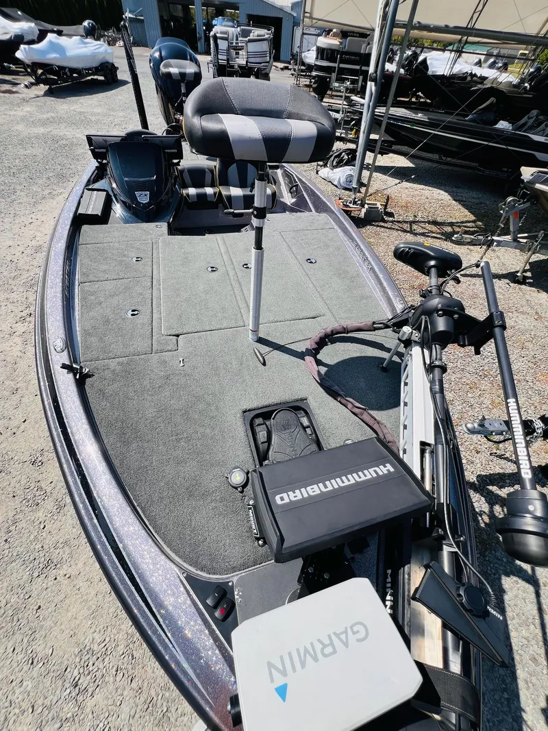 Slide: The Image of Skeeter ZX225 2019 - 46