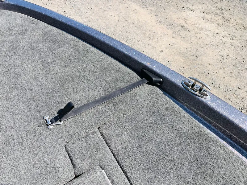 Slide: The Image of Skeeter ZX225 2019 - 47