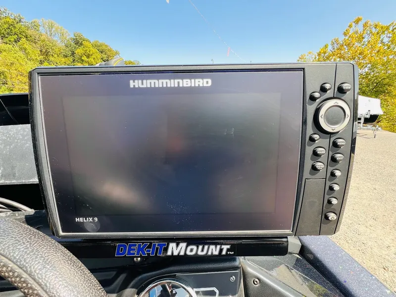 Slide: The Image of Skeeter ZX225 2019 - 9