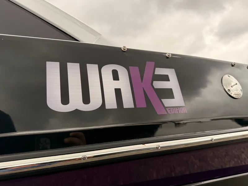 Slide: The Image of 2024 Scarab 285 Wake ID boat with Wake Edition logo. - 35