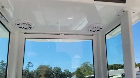 Slide: The Image of Wellcraft 223 Fisherman 2025 - 11