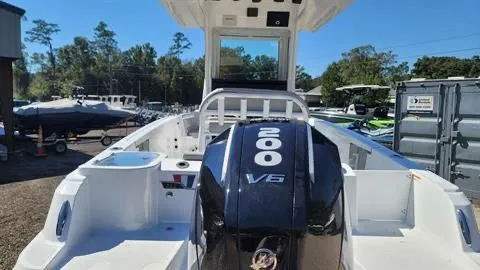 Slide: The Image of Wellcraft 223 Fisherman 2025 - 6