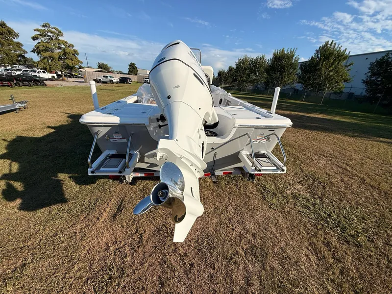 Slide: The Image of Sea Pro 210 Bay 2025 - 15