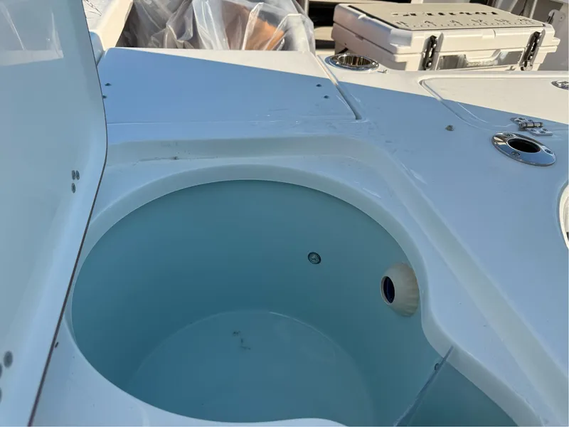 Slide: The Image of Sea Pro 210 Bay 2025 - 18