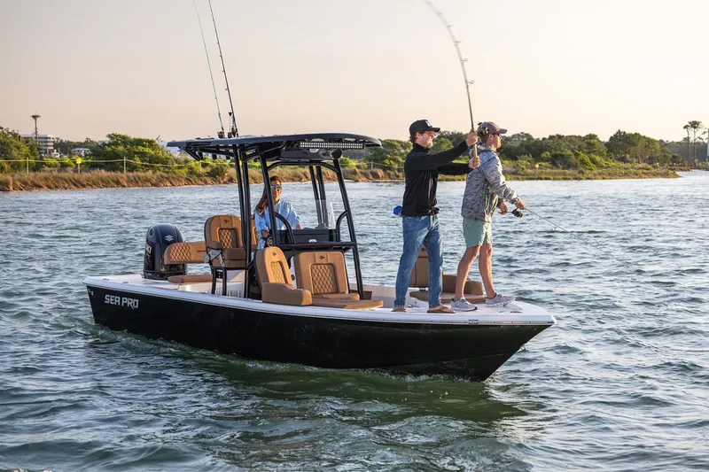 Slide: The Image of Sea Pro 230 Bay 2025 - 10