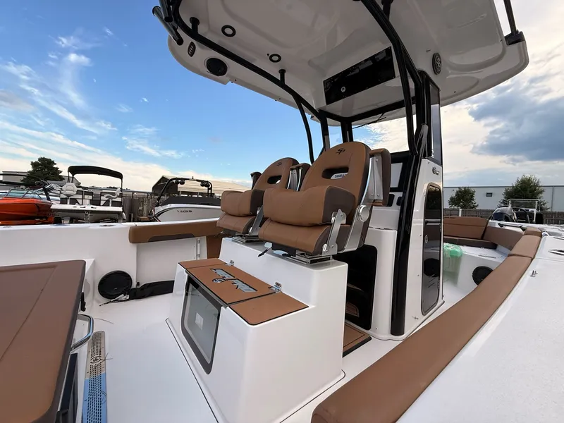 Slide: The Image of Sea Pro 245FLX Sandbar 2025 - 10