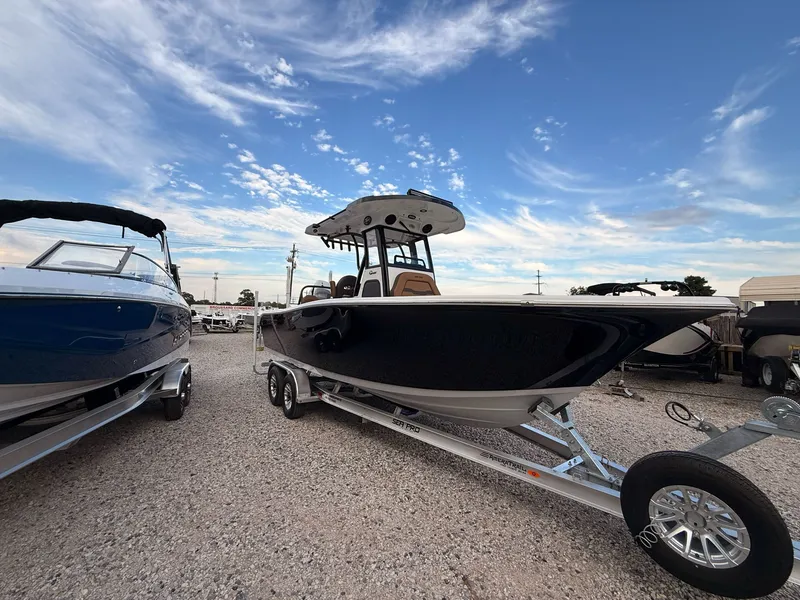 Slide: The Image of Sea Pro 245FLX Sandbar 2025 - 16