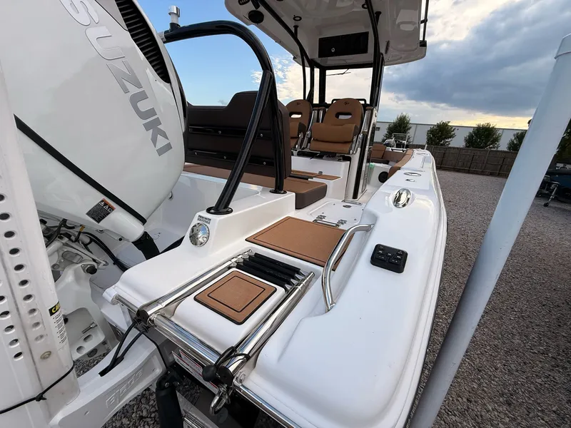 Slide: The Image of Sea Pro 245FLX Sandbar 2025 - 9