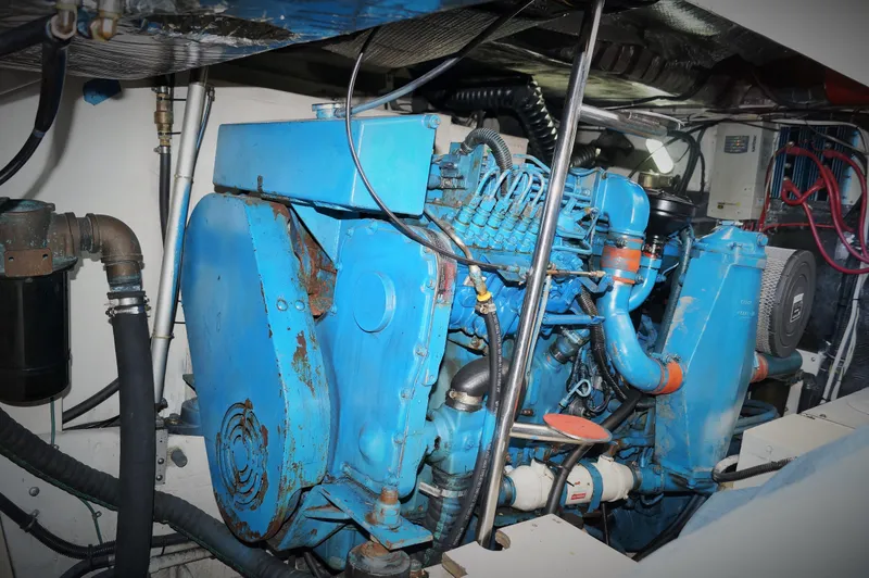 Slide: The Image of STARBOARD ENGINE - 37