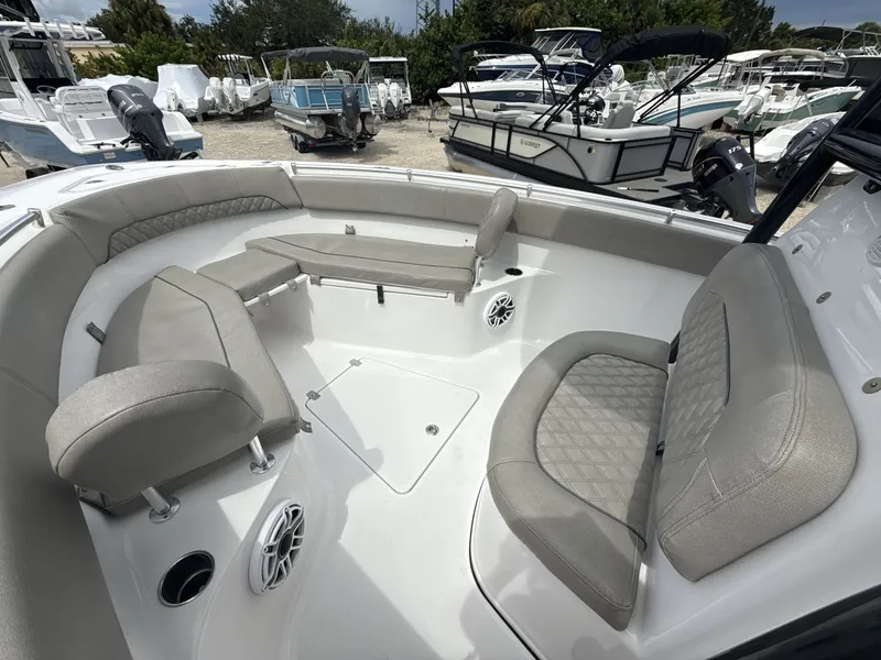Slide: The Image of Sportsman Heritage 251 Center Console 2021 - 18