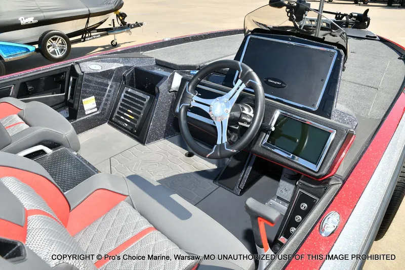 Slide: The Image of Ranger Z521R w/250Hp Pro-XS 2026 - 10