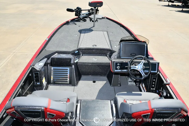 Slide: The Image of Ranger Z521R w/250Hp Pro-XS 2026 - 11