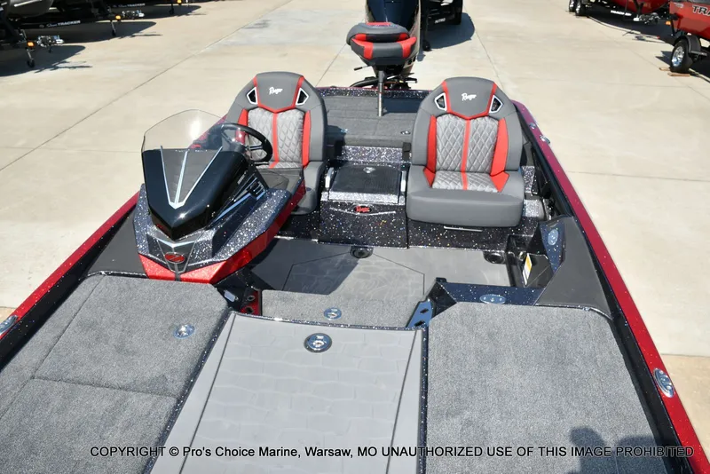 Slide: The Image of Ranger Z521R w/250Hp Pro-XS 2026 - 14