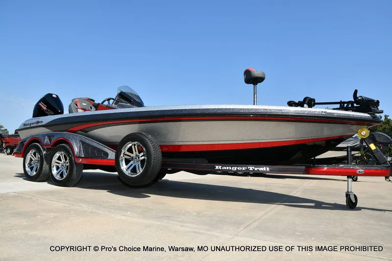 Slide: The Image of Ranger Z521R w/250Hp Pro-XS 2026 - 19