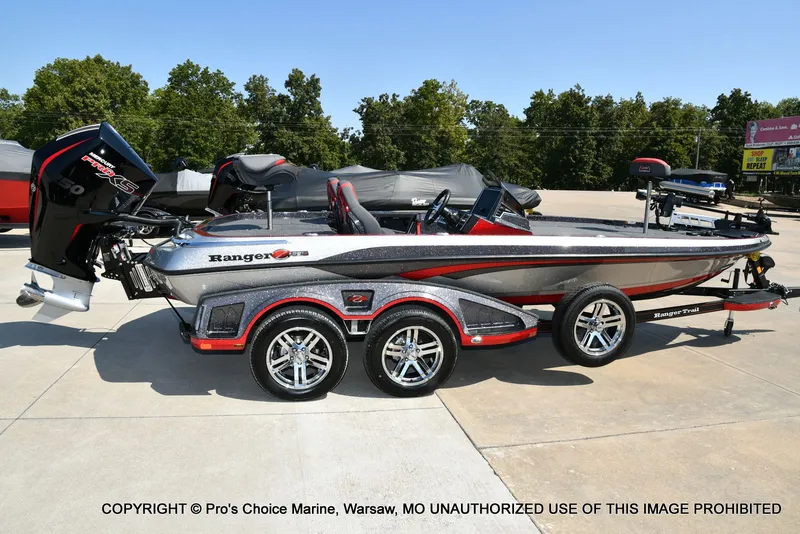 Slide: The Image of Ranger Z521R w/250Hp Pro-XS 2026 - 22