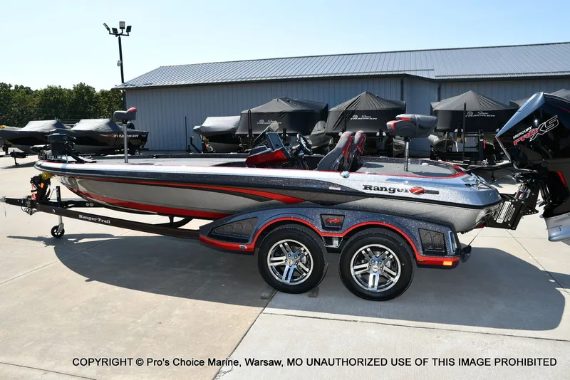 Slide: The Image of Ranger Z521R w/250Hp Pro-XS 2026 - 28