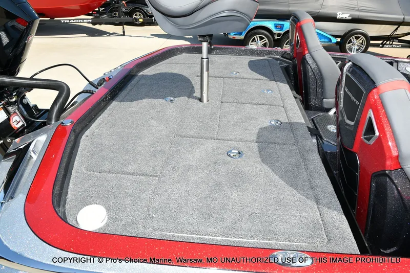 Slide: The Image of Ranger Z521R w/250Hp Pro-XS 2026 - 36