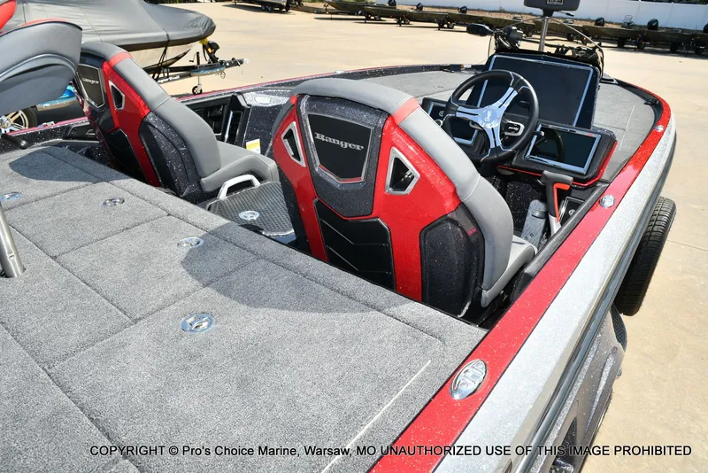 Slide: The Image of Ranger Z521R w/250Hp Pro-XS 2026 - 37