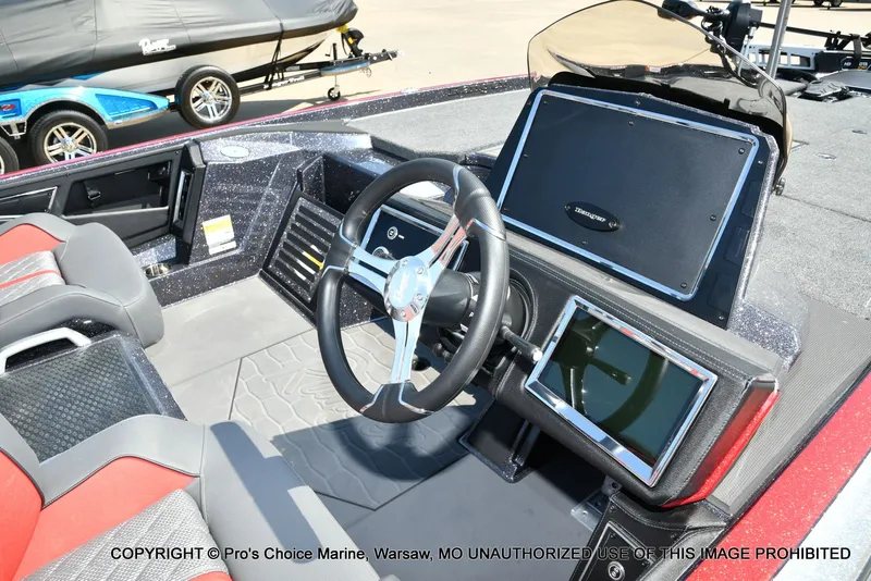 Slide: The Image of Ranger Z521R w/250Hp Pro-XS 2026 - 38