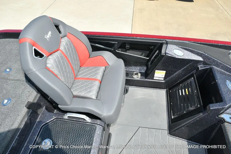 Slide: The Image of Ranger Z521R w/250Hp Pro-XS 2026 - 47