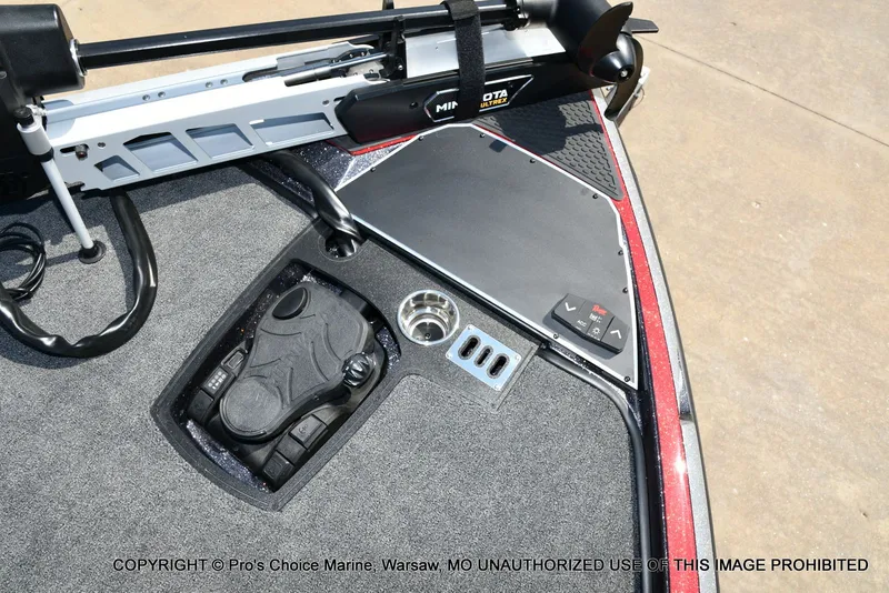 Slide: The Image of Ranger Z521R w/250Hp Pro-XS 2026 - 50