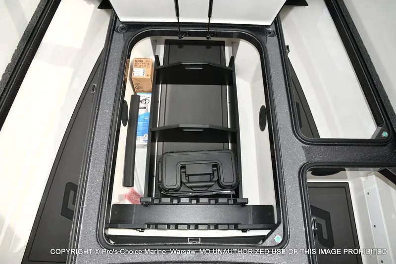 Slide: The Image of Ranger Z521R w/250Hp Pro-XS 2026 - 58