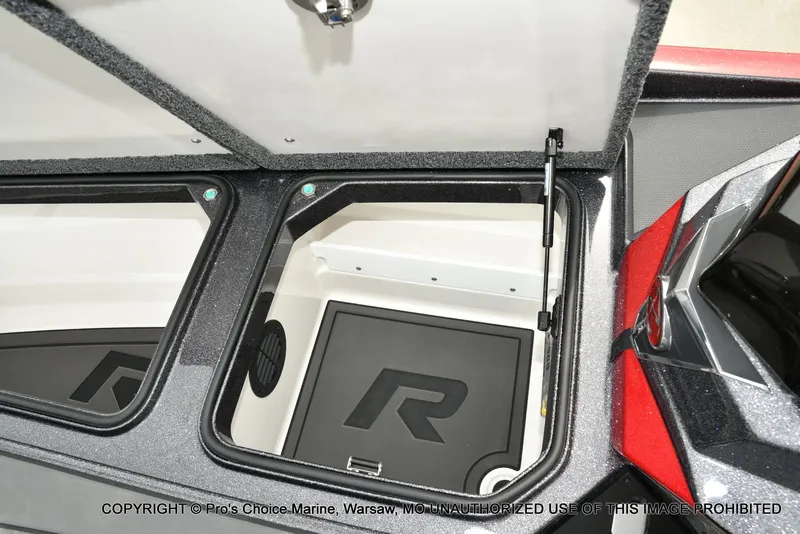 Slide: The Image of Ranger Z521R w/250Hp Pro-XS 2026 - 62