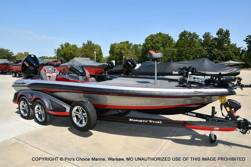 Slide: The Image of Ranger Z521R w/250Hp Pro-XS 2026 - 75