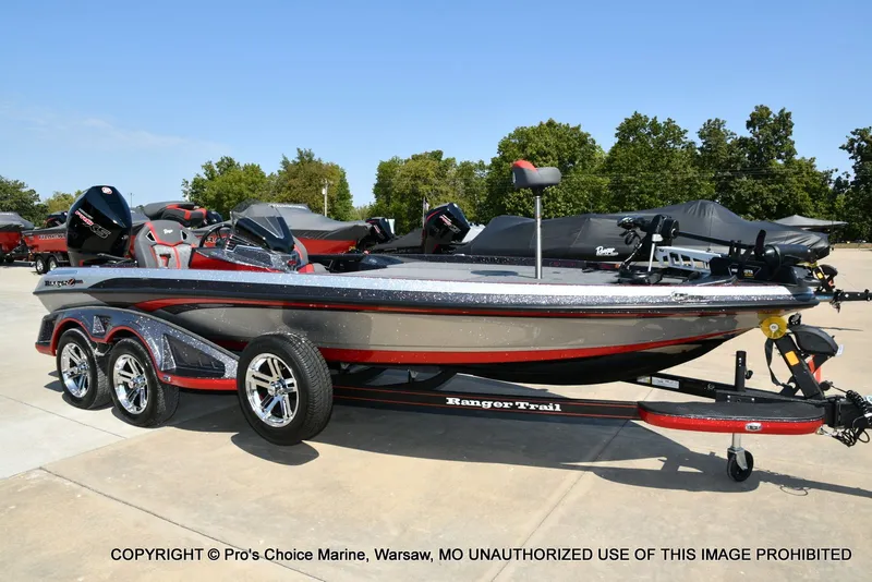 Slide: The Image of Ranger Z521R w/250Hp Pro-XS 2026 - 76