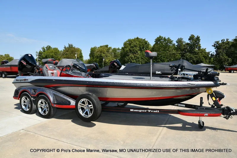 Slide: The Image of Ranger Z521R w/250Hp Pro-XS 2026 - 77