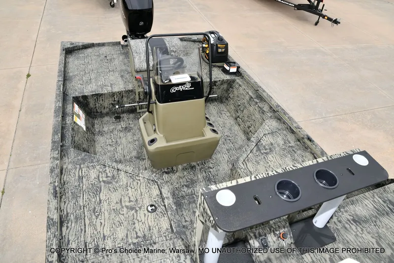 Slide: The Image of Tracker Grizzly 2072 CC Sportsman 2026 - 11