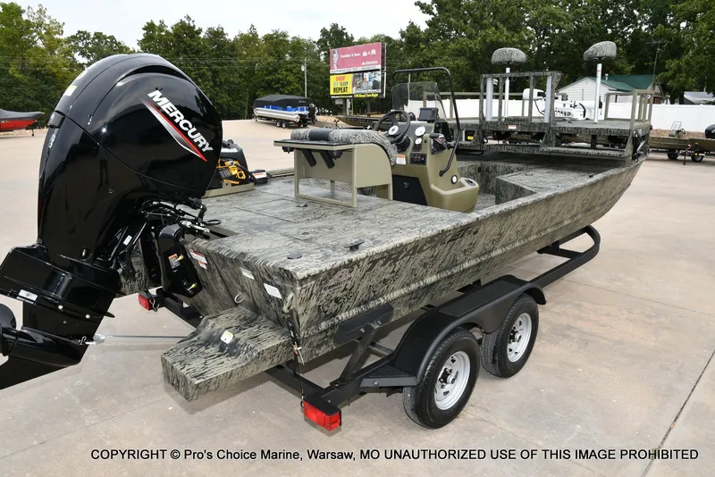 Slide: The Image of Tracker Grizzly 2072 CC Sportsman 2026 - 14