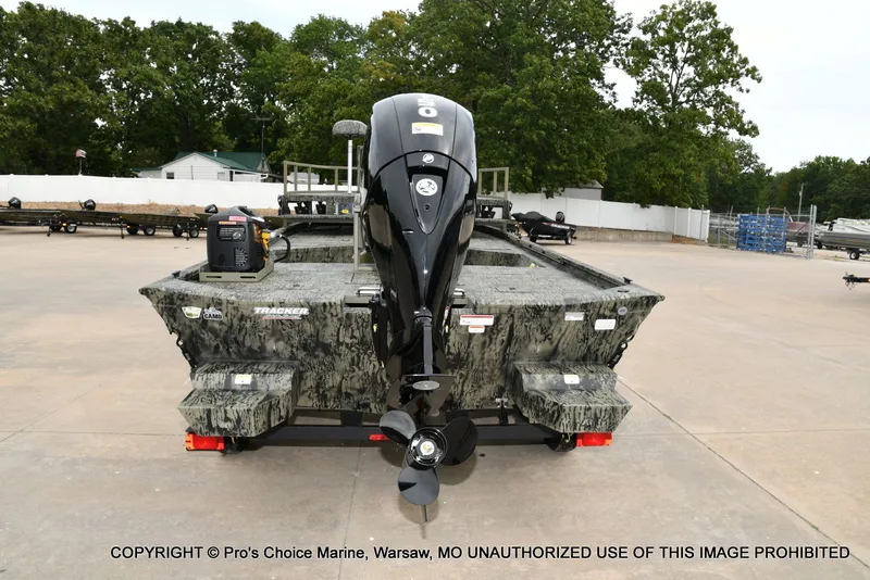 Slide: The Image of Tracker Grizzly 2072 CC Sportsman 2026 - 23