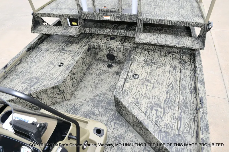 Slide: The Image of Tracker Grizzly 2072 CC Sportsman 2026 - 42