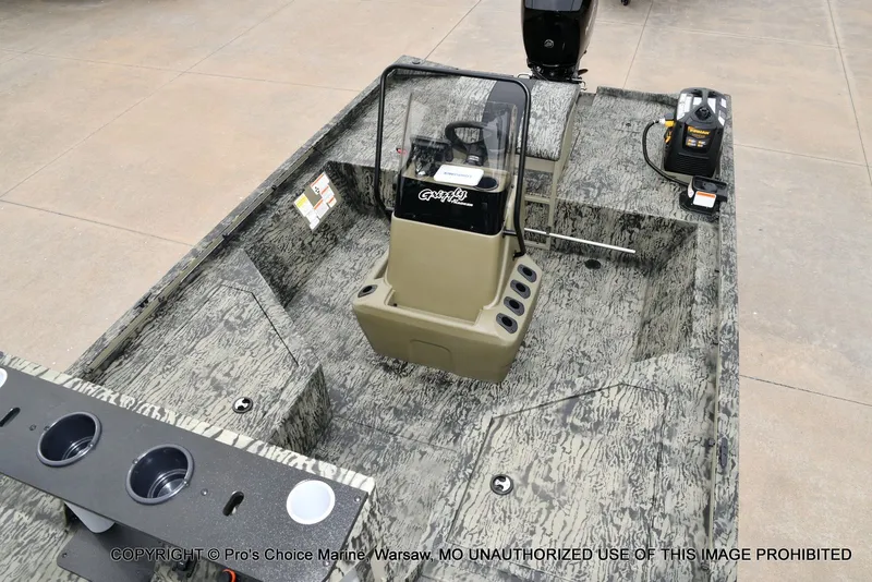 Slide: The Image of Tracker Grizzly 2072 CC Sportsman 2026 - 54