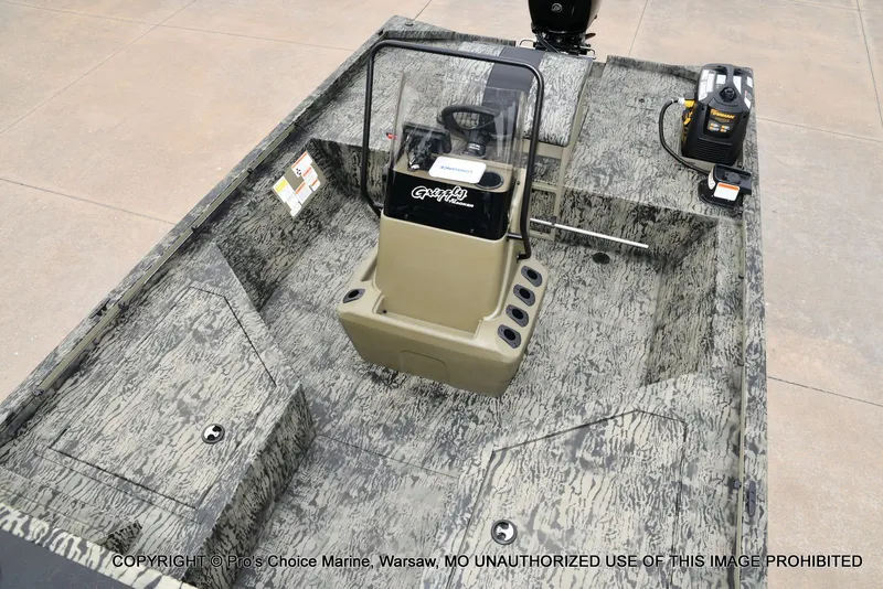 Slide: The Image of Tracker Grizzly 2072 CC Sportsman 2026 - 55