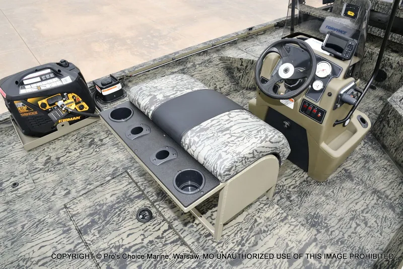 Slide: The Image of Tracker Grizzly 2072 CC Sportsman 2026 - 60