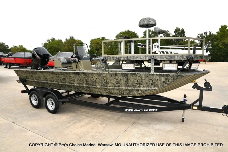 Slide: The Image of Tracker Grizzly 2072 CC Sportsman 2026 - 66