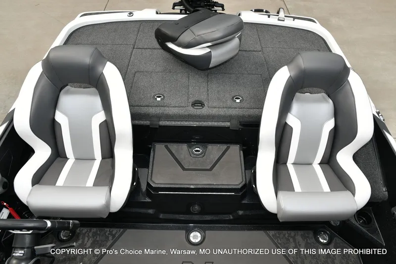 Slide: The Image of Nitro Z20 XL Dual Console 2026 - 11