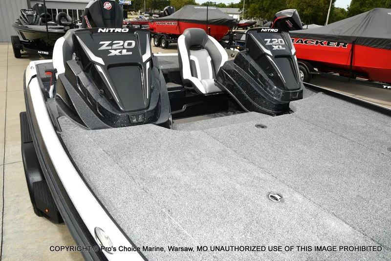 Slide: The Image of Nitro Z20 XL Dual Console 2026 - 31