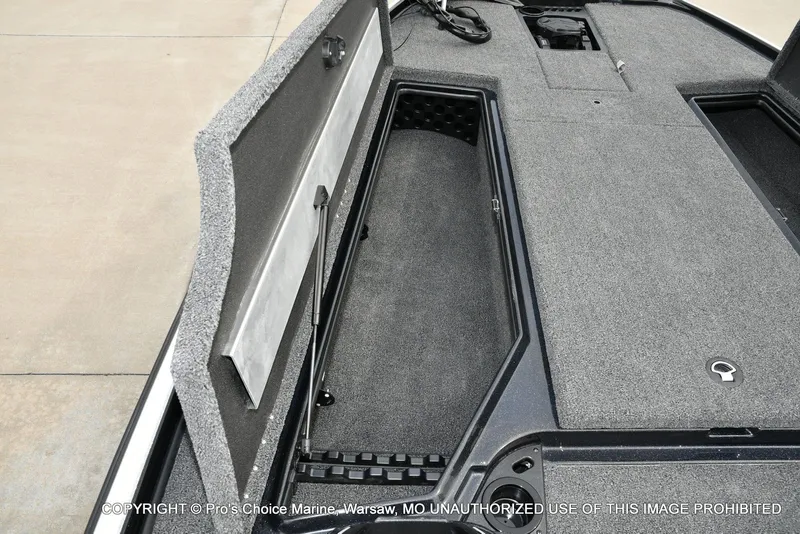 Slide: The Image of Nitro Z20 XL Dual Console 2026 - 56