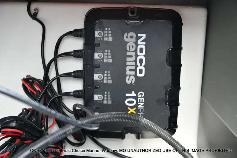 Slide: The Image of Nitro Z20 XL Dual Console 2026 - 67