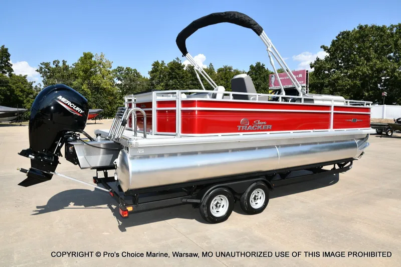 Slide: The Image of Sun Tracker FISHIN' BARGE 22 DLX w/150HP Mercury 4 Stroke 2026 - 18