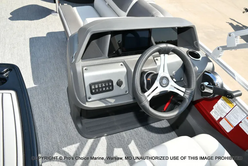 Slide: The Image of Sun Tracker FISHIN' BARGE 22 DLX w/150HP Mercury 4 Stroke 2026 - 48