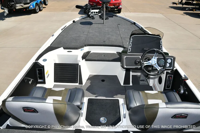 Slide: The Image of Ranger Z521 2026 - 10