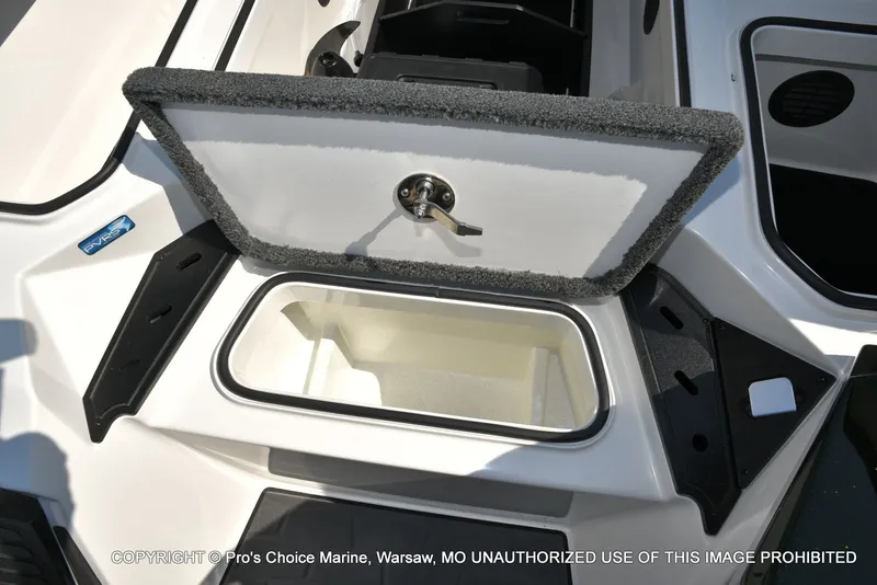 Slide: The Image of Ranger Z521 2026 - 54