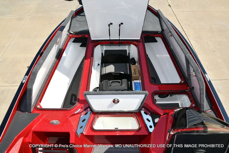 Slide: The Image of Ranger Z520R 2026 - 10