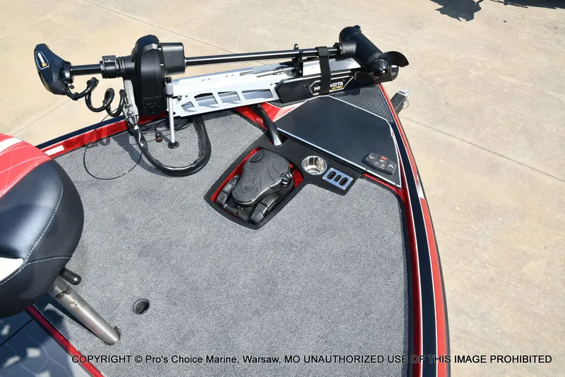 Slide: The Image of Ranger Z520R 2026 - 12