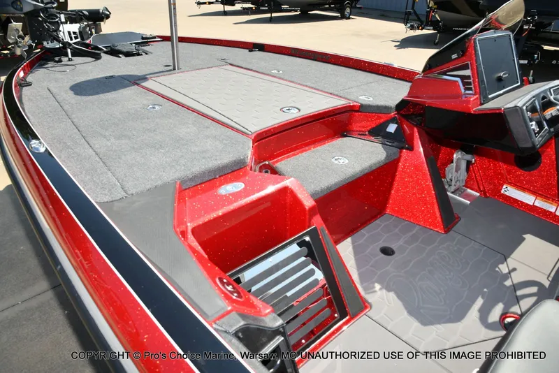 Slide: The Image of Ranger Z520R 2026 - 17