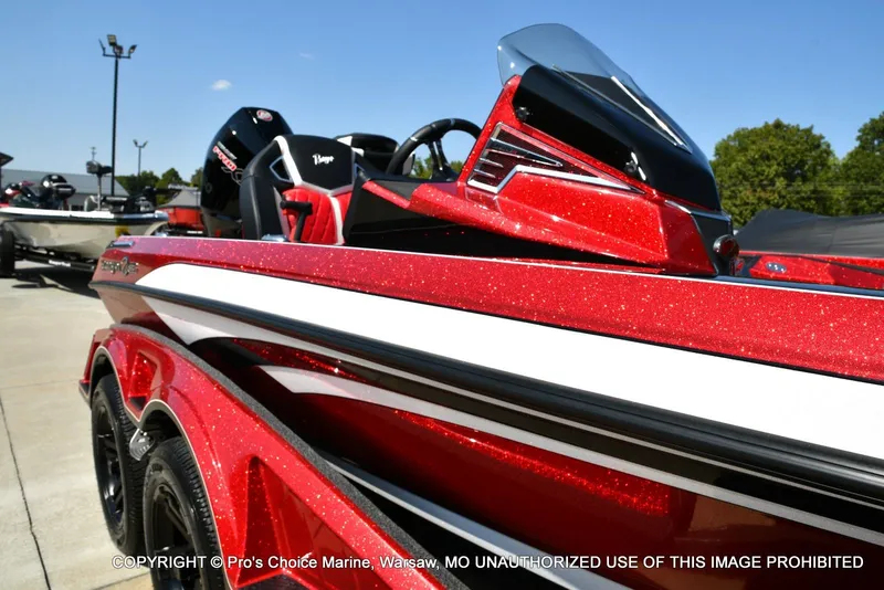 Slide: The Image of Ranger Z520R 2026 - 34